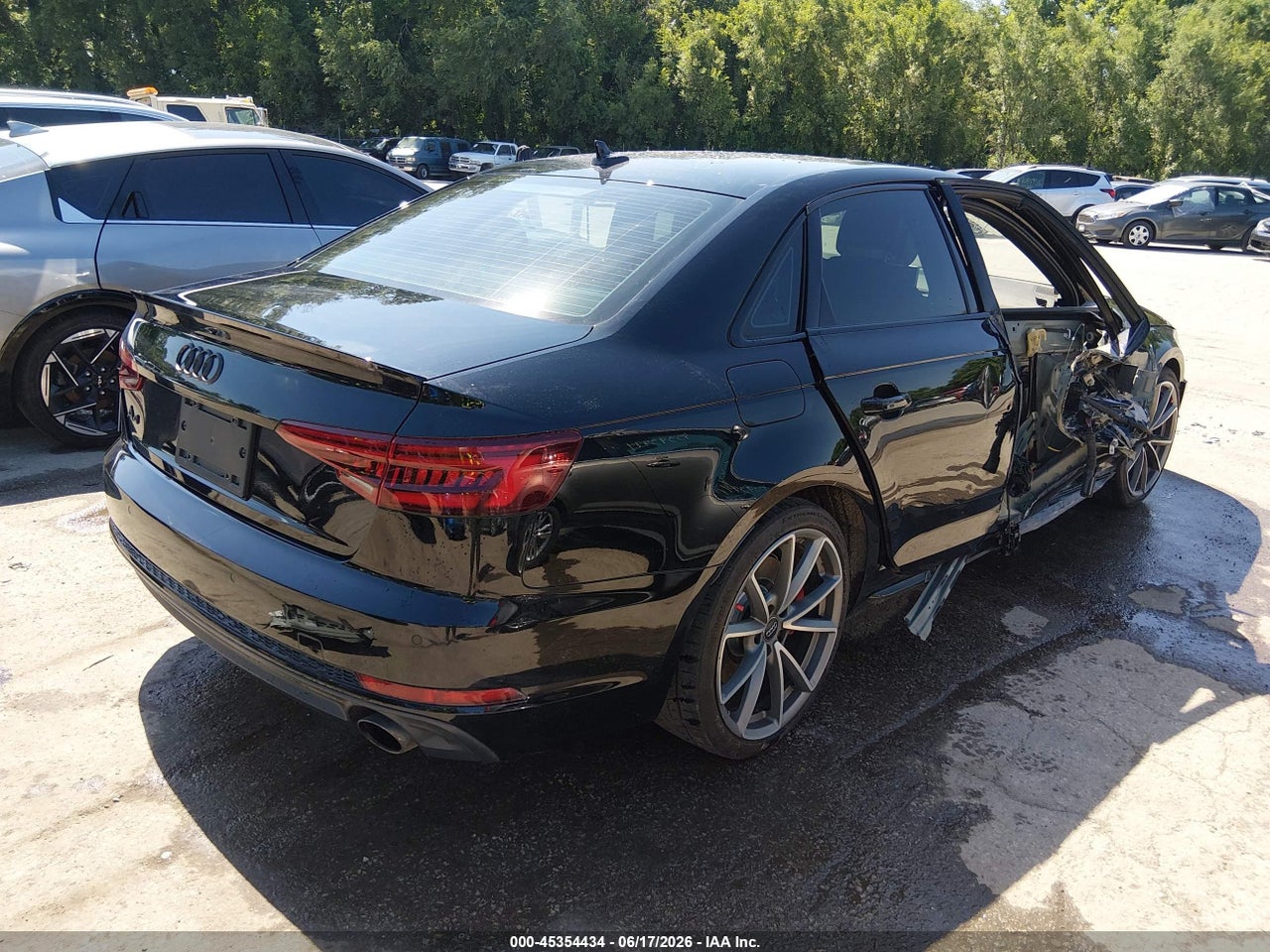 2018 AUDI A4 2.0T PREMIUM · 4/11