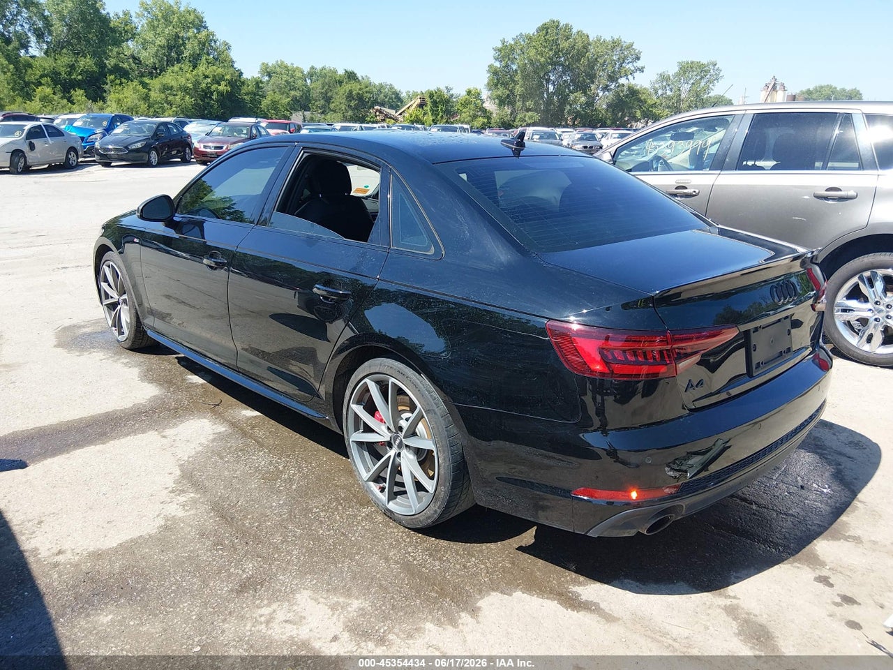 2018 AUDI A4 2.0T PREMIUM · 3/11