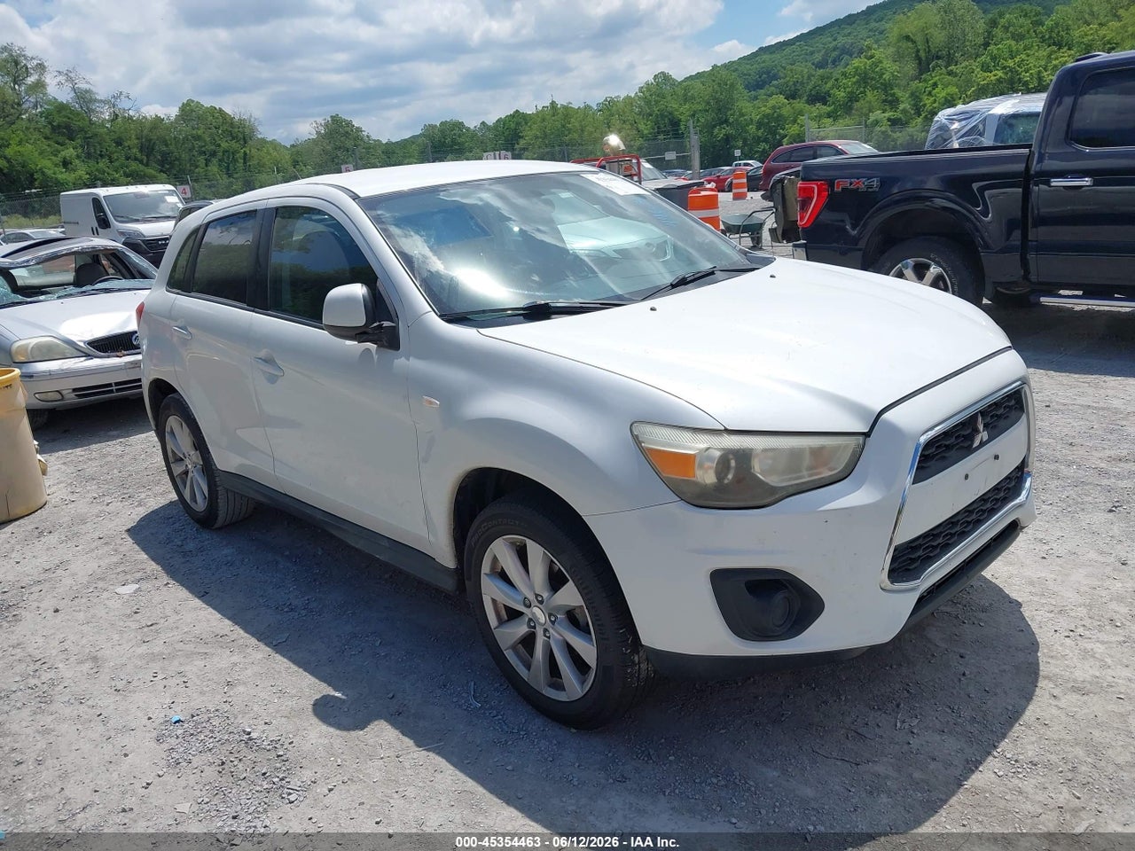 4A4AP3AU3DE****** · 2013 MITSUBISHI OUTLANDER SPORT ES