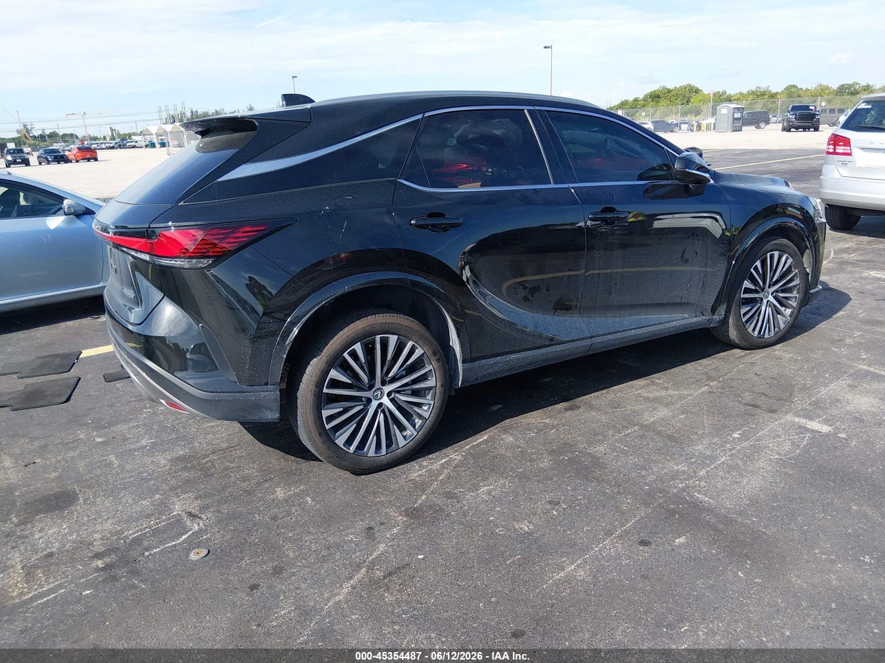 2025 LEXUS RX 350 PREMIUM PLUS · 4/11