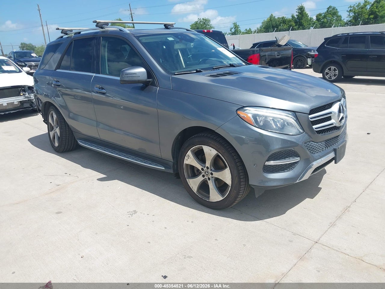 4JGDA5JB1JB****** · 2018 MERCEDES-BENZ GLE 350