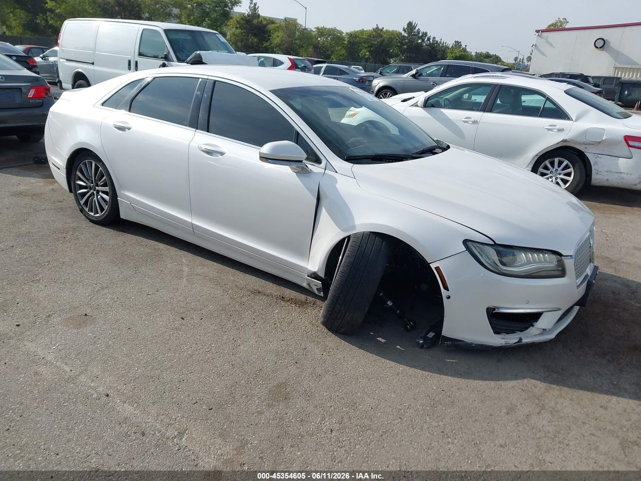 3LN6L5DC9HR****** · 2017 LINCOLN MKZ SELECT