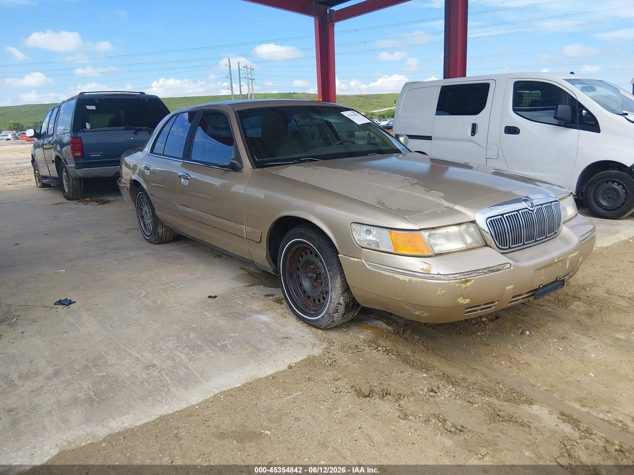 2MEFM74WXXX****** · 1999 MERCURY GRAND MARQUIS GS