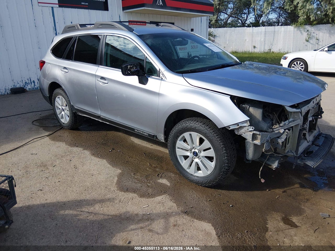 4S4BSACC5J3****** · 2018 SUBARU OUTBACK 2.5I PREMIUM