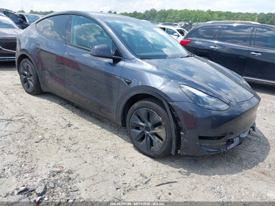 7SAYGDEE8RA****** · 2024 TESLA MODEL Y LONG RANGE DUAL MOTOR ALL-WHEEL DRIVE