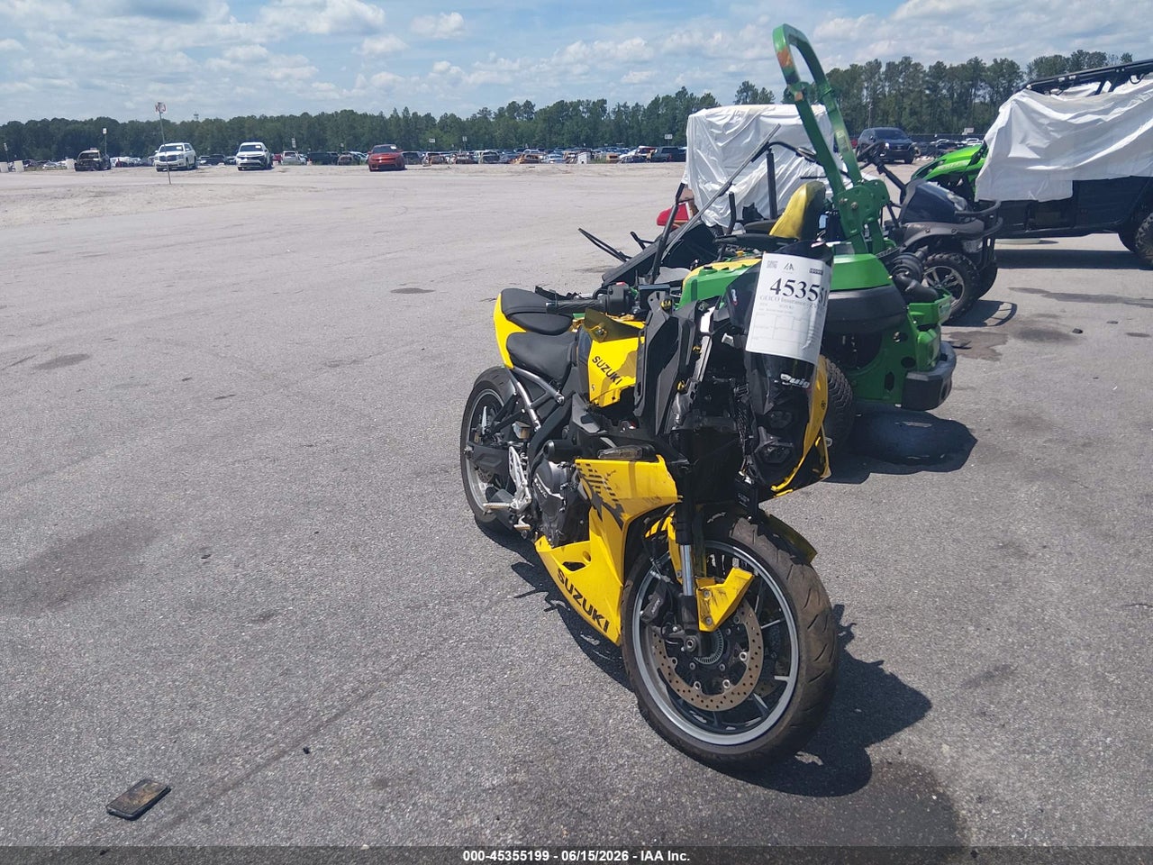 2024 SUZUKI GSX800 F