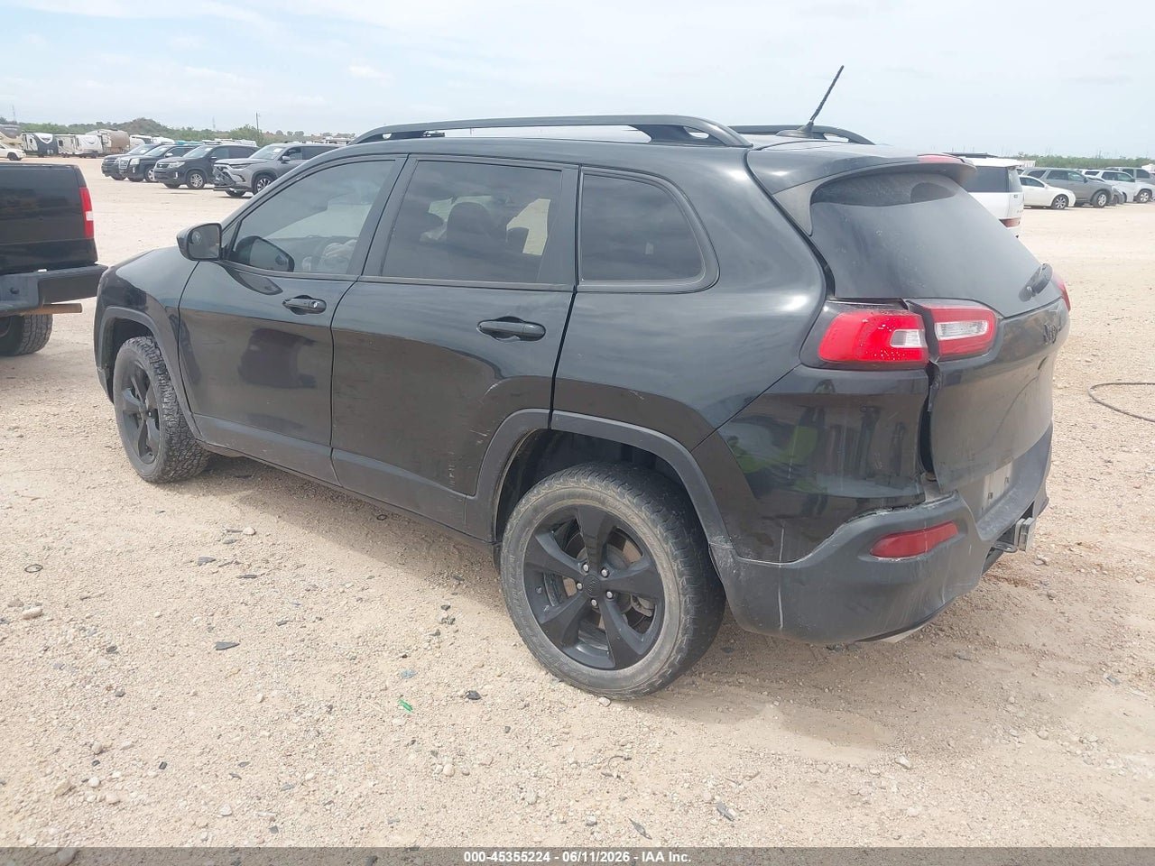 2015 JEEP CHEROKEE LATITUDE ALTITUDE · 3/11