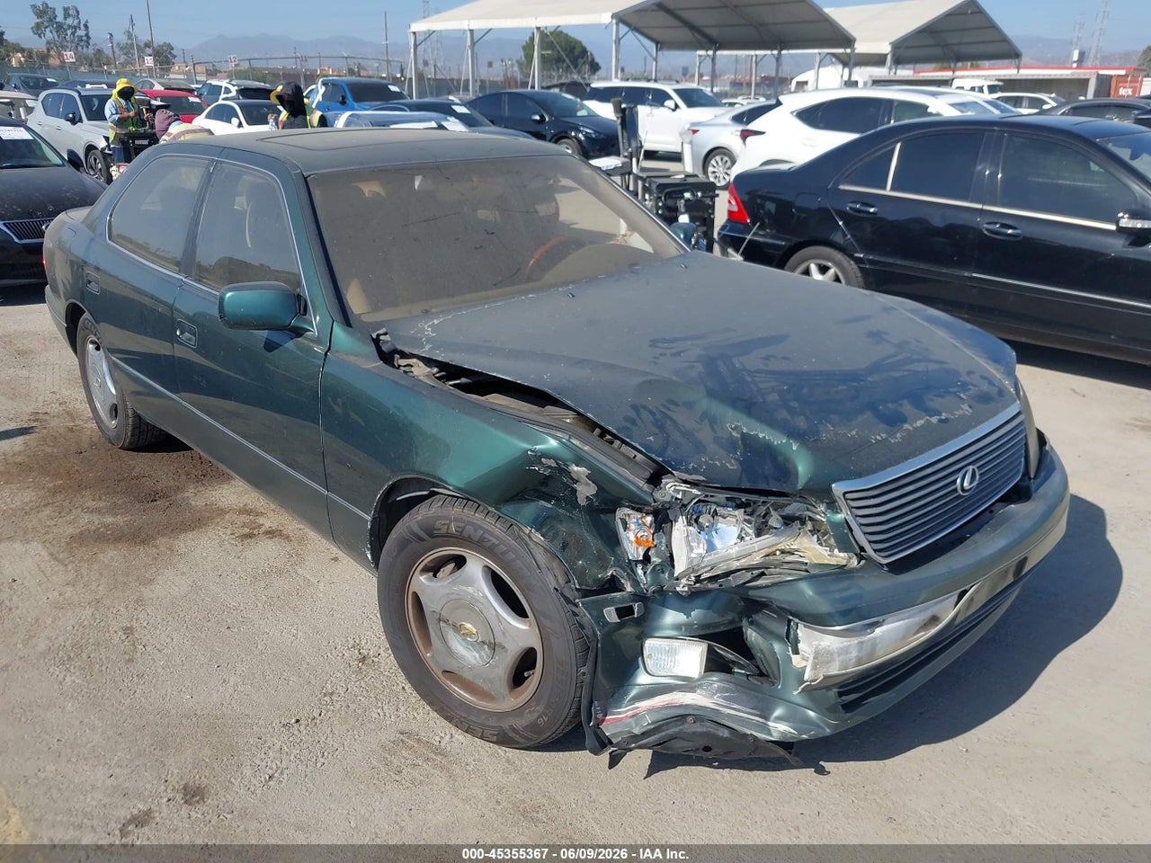 JT8BH28F3X0****** · 1999 LEXUS LS 400