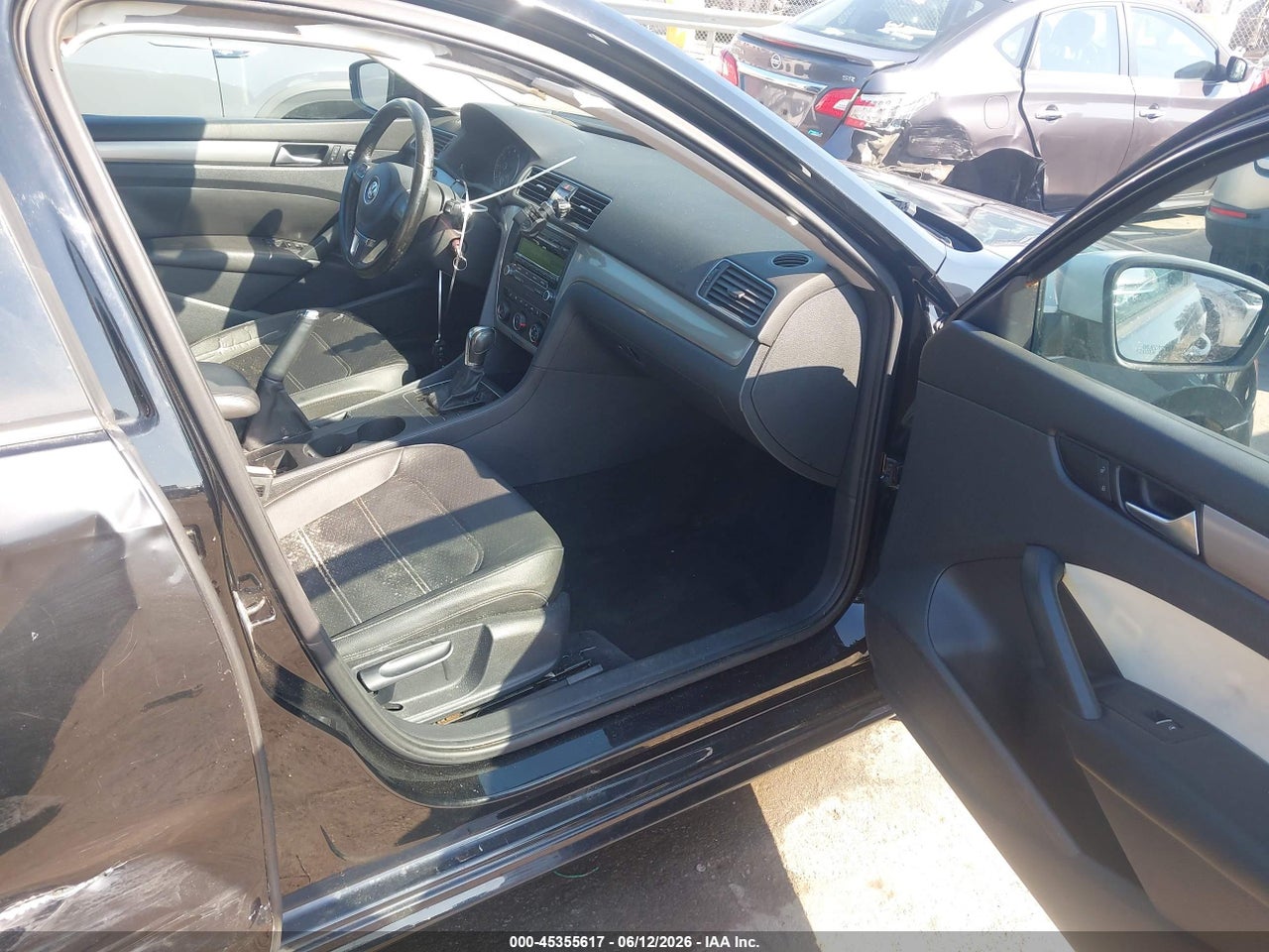 2014 VOLKSWAGEN PASSAT 2.5L WOLFSBURG EDITION · 5/11