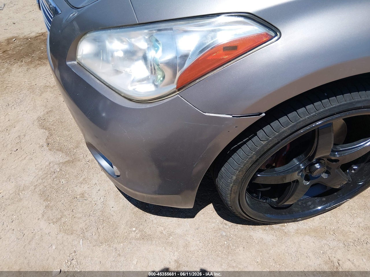 2011 INFINITI M37 · 6/10