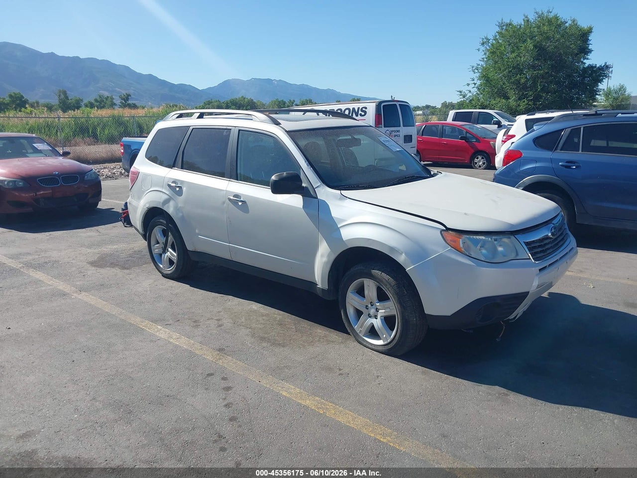 JF2SH63649H****** · 2009 SUBARU FORESTER 2.5X