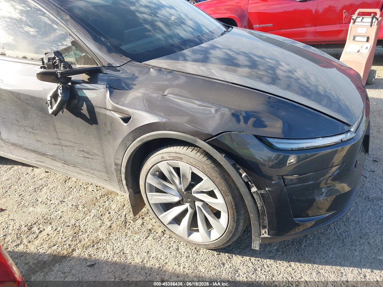 2026 TESLA MODEL Y PREMIUM REAR-WHEEL DRIVE/REAR-WHEEL DRIVE · 6/10