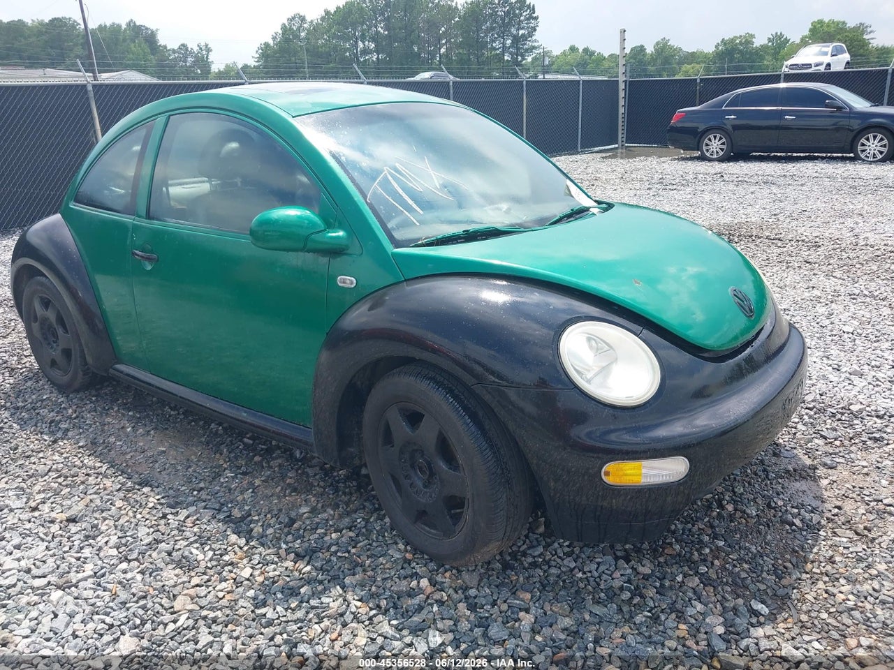 3VWCB21C51M****** · 2001 VOLKSWAGEN NEW BEETLE GLS