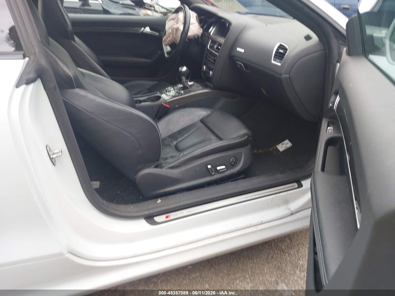2015 AUDI RS 5 4.2 · 5/6