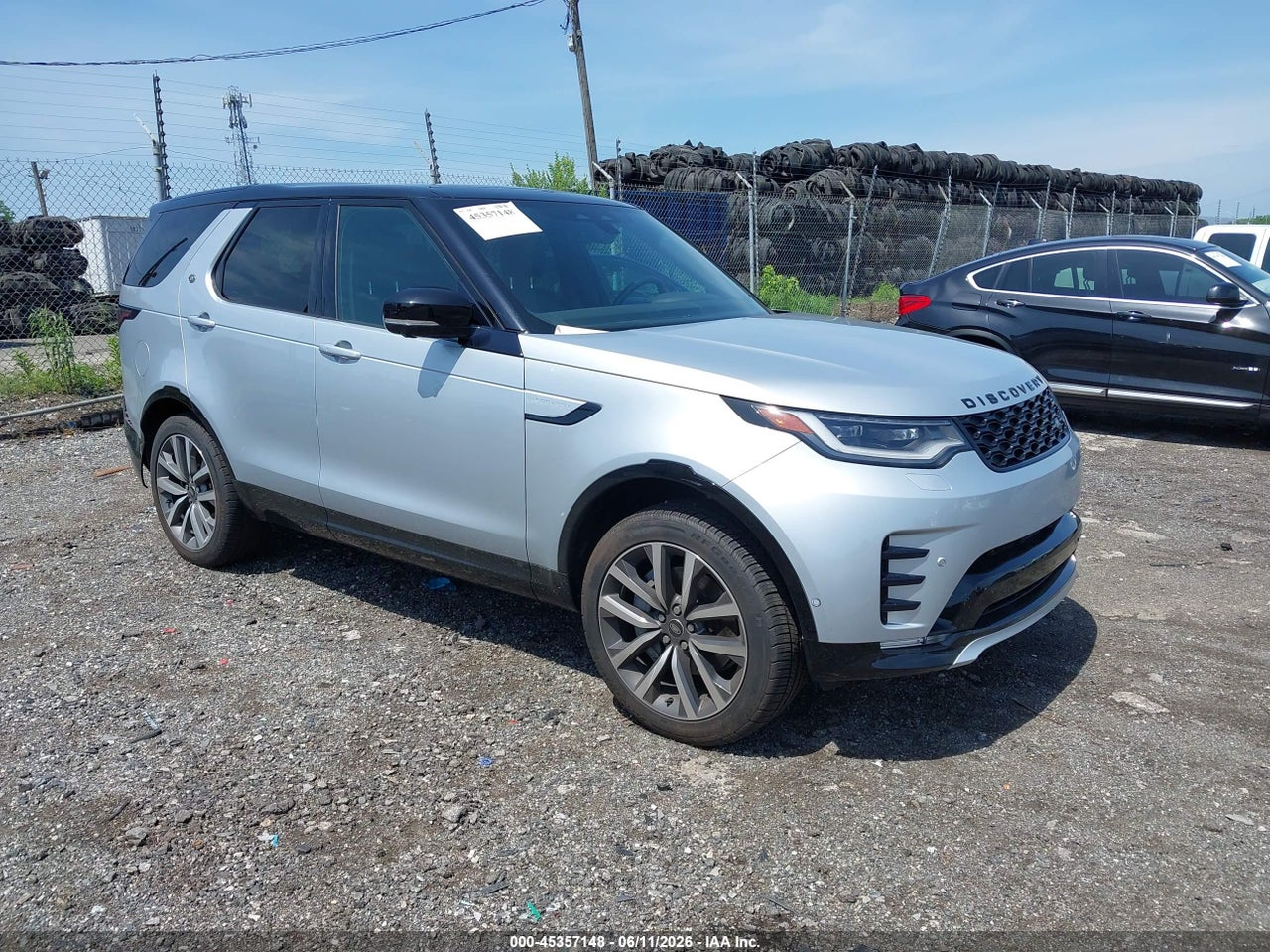 SALRT2EX1P2****** · 2023 LAND ROVER DISCOVERY P300 S R-DYNAMIC
