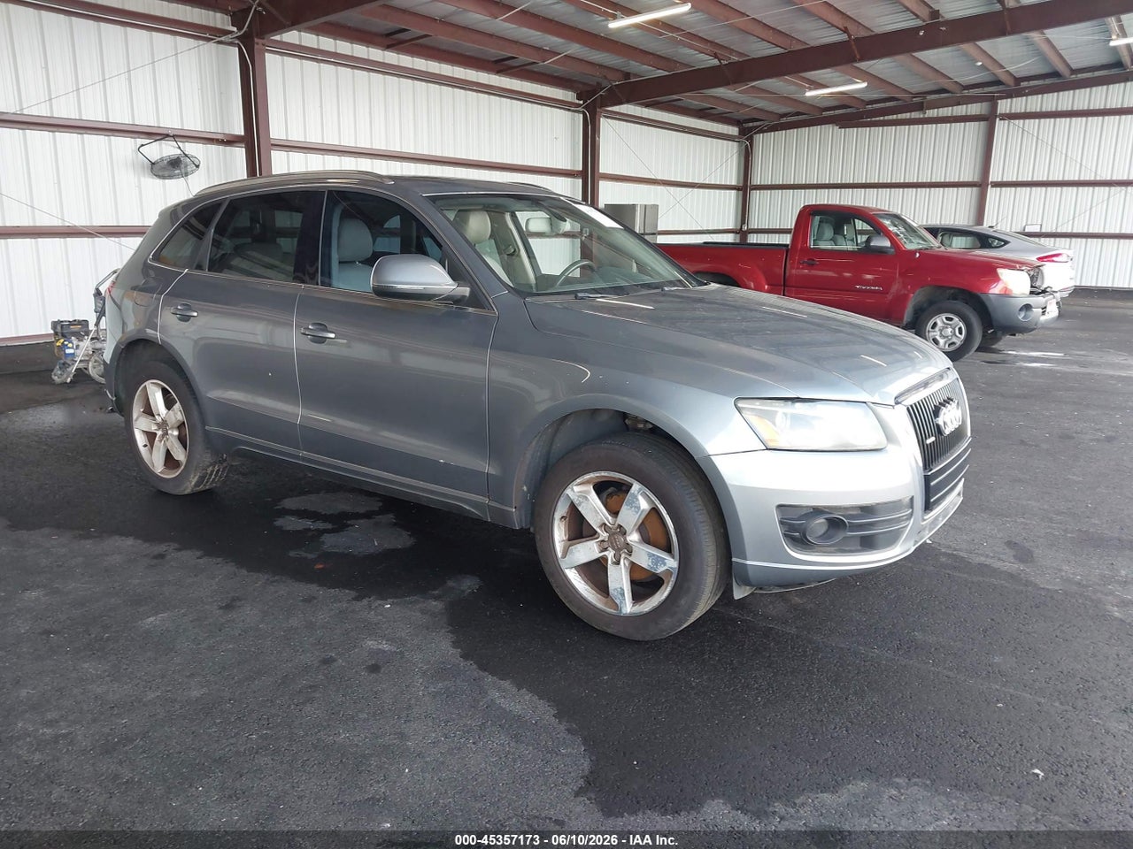 WA1LKAFP3AA****** · 2010 AUDI Q5 3.2 PREMIUM