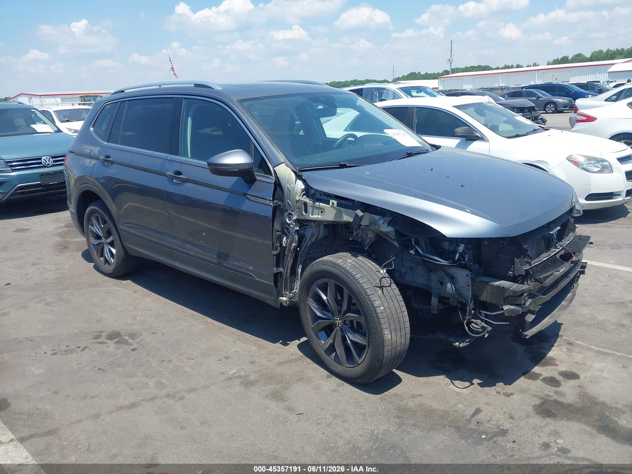 3VVNB7AX3PM****** · 2023 VOLKSWAGEN TIGUAN 2.0T SE