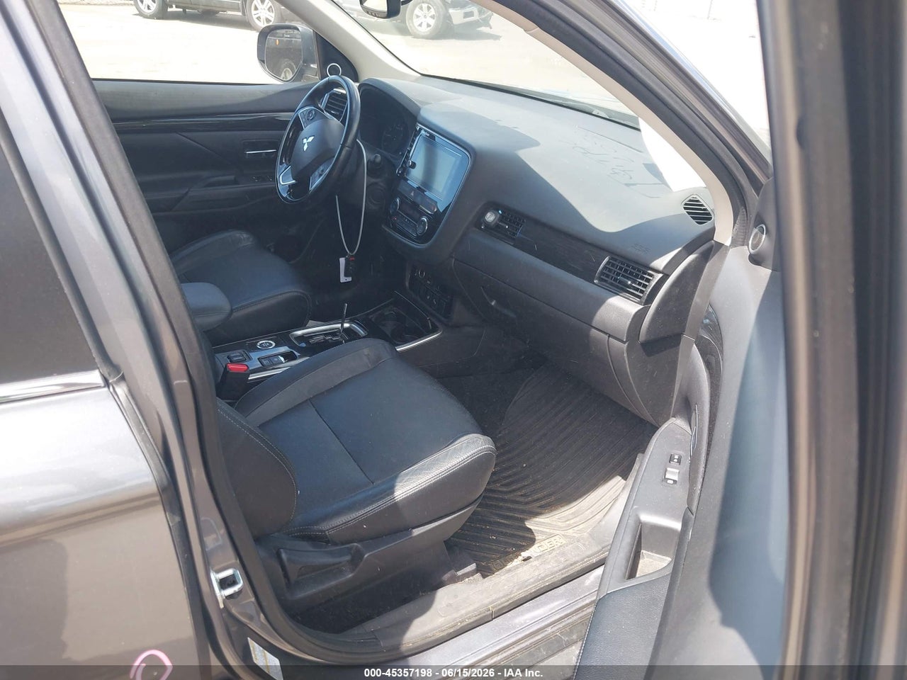 2018 MITSUBISHI OUTLANDER SEL · 5/11