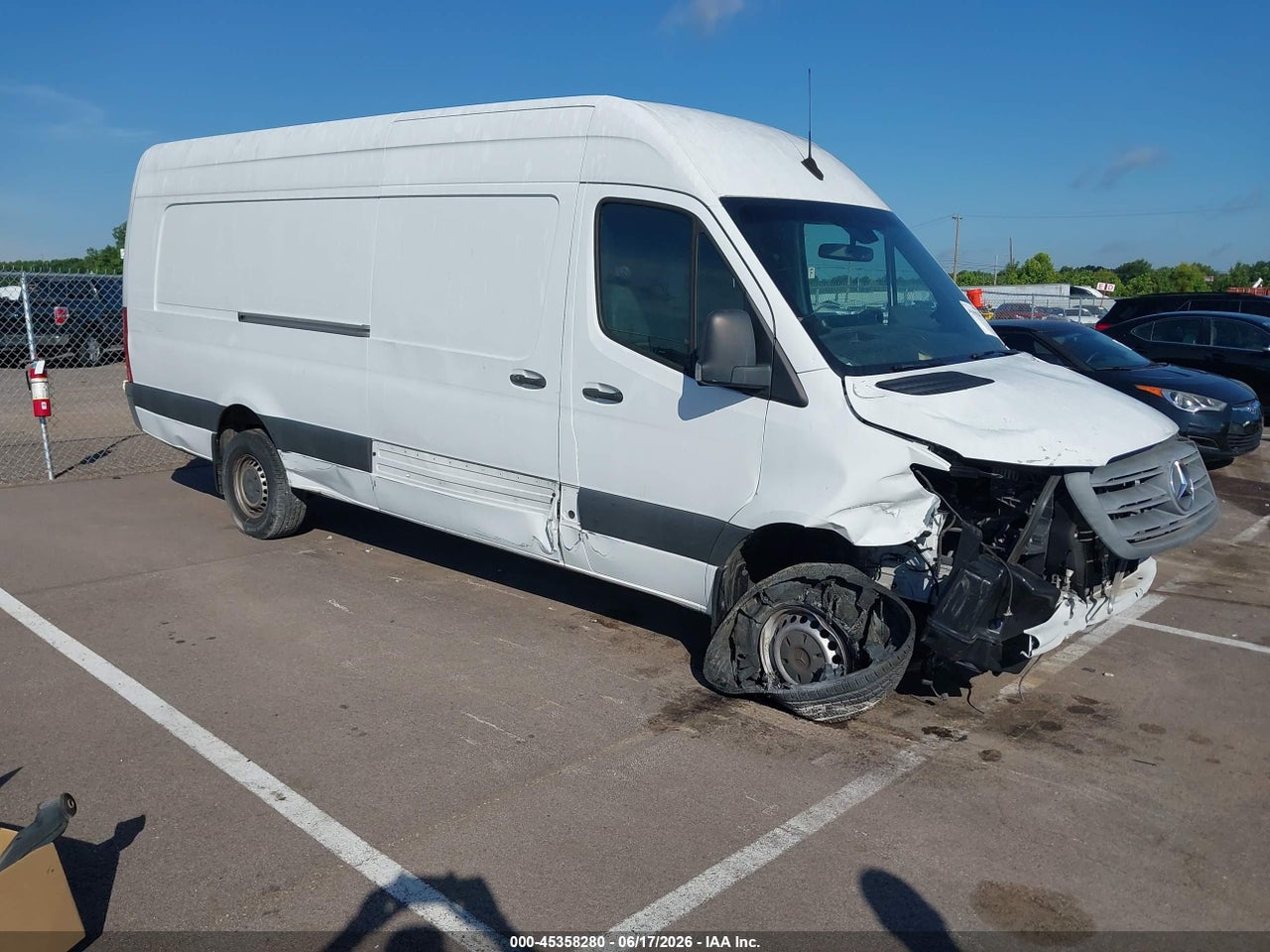 WD4FF1CD0KT****** · 2019 MERCEDES-BENZ SPRINTER 2500 HIGH ROOF V6