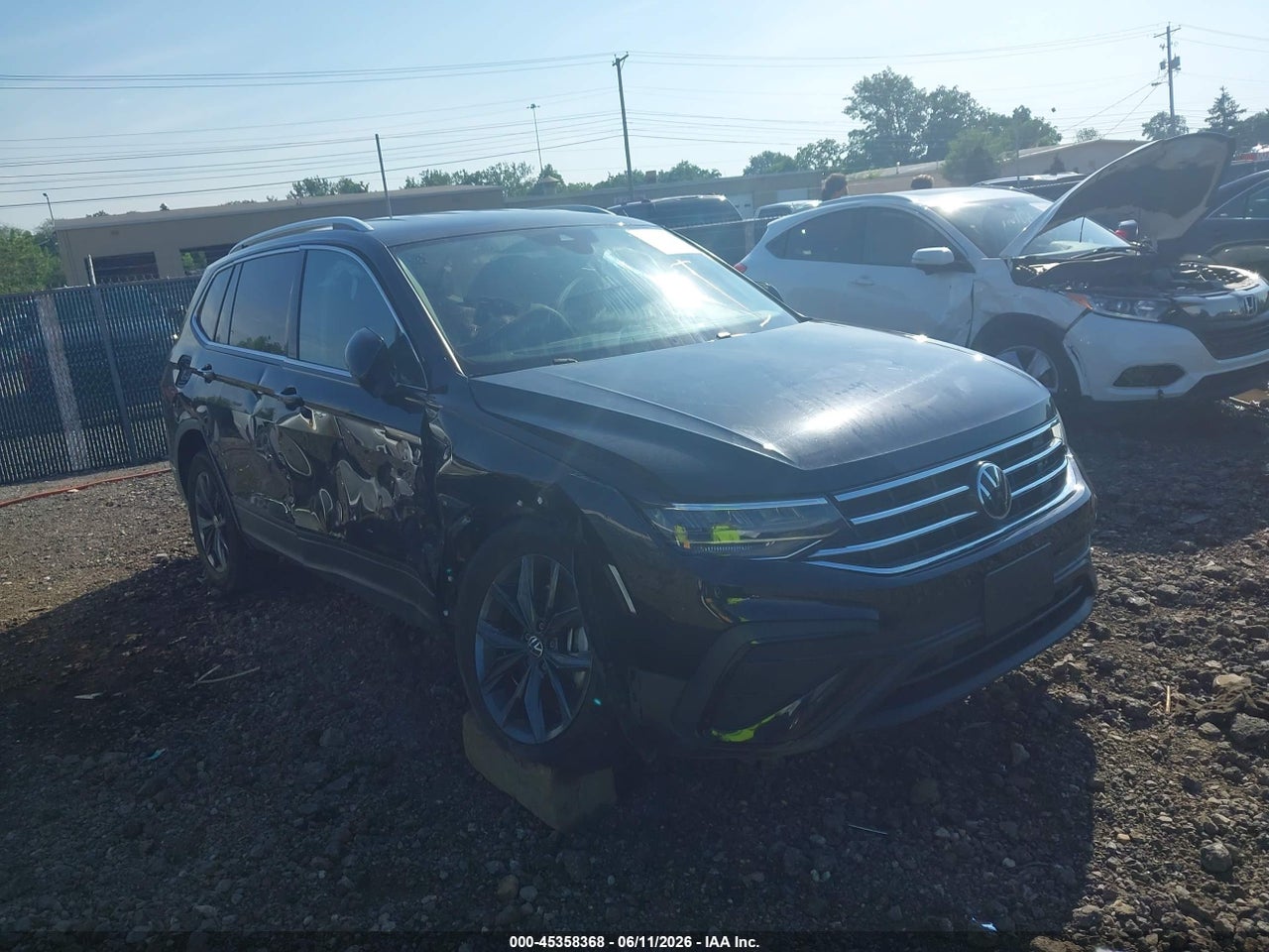 3VV3B7AXXPM****** · 2023 VOLKSWAGEN TIGUAN 2.0T SE