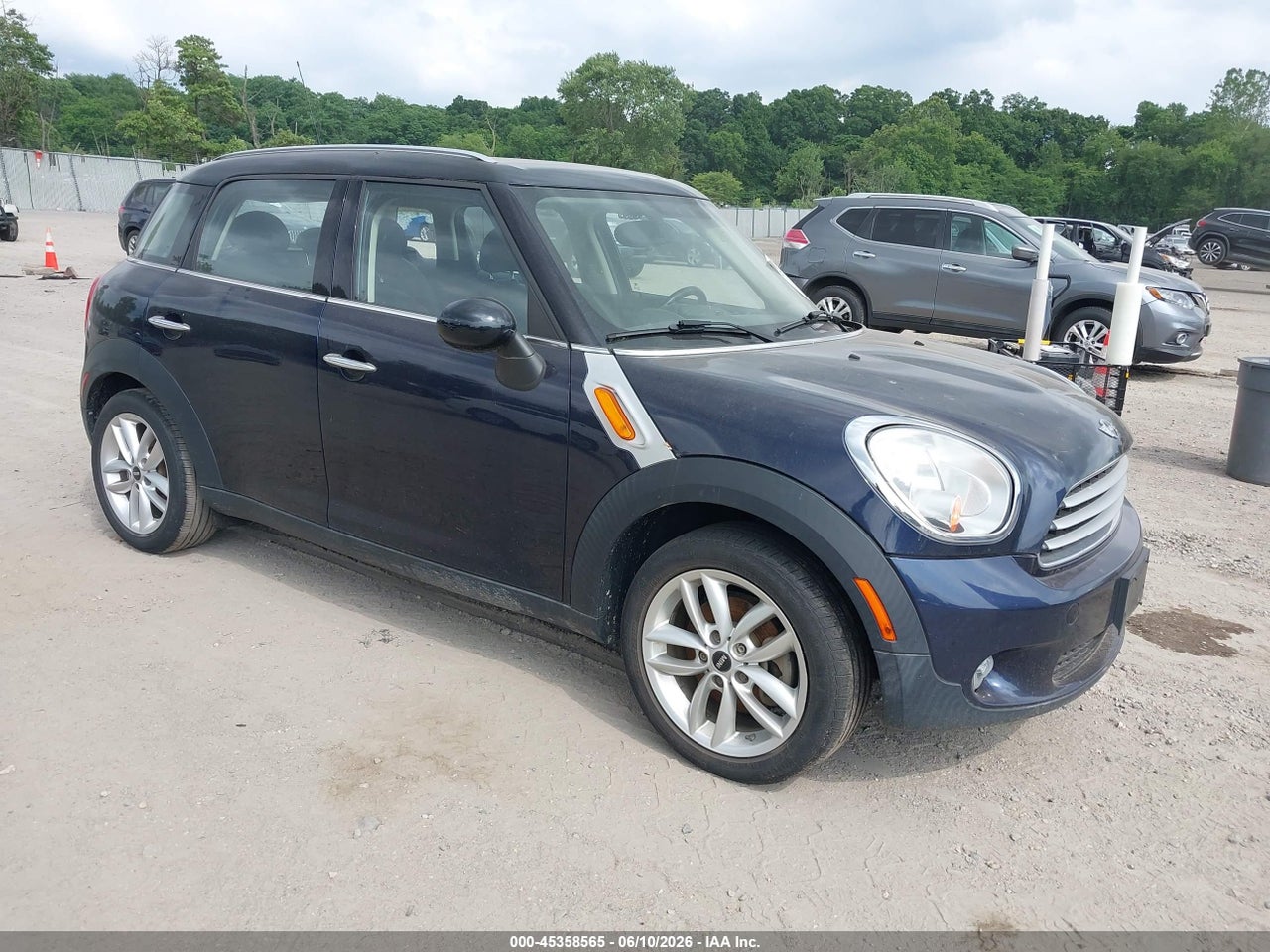 WMWZB3C50EW****** · 2014 MINI COUNTRYMAN COOPER