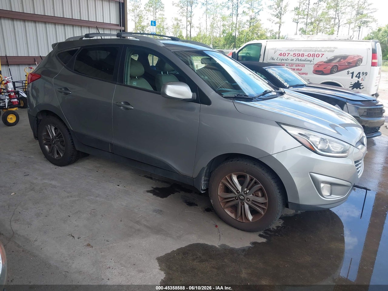 KM8JU3AG7FU****** · 2015 HYUNDAI TUCSON SE