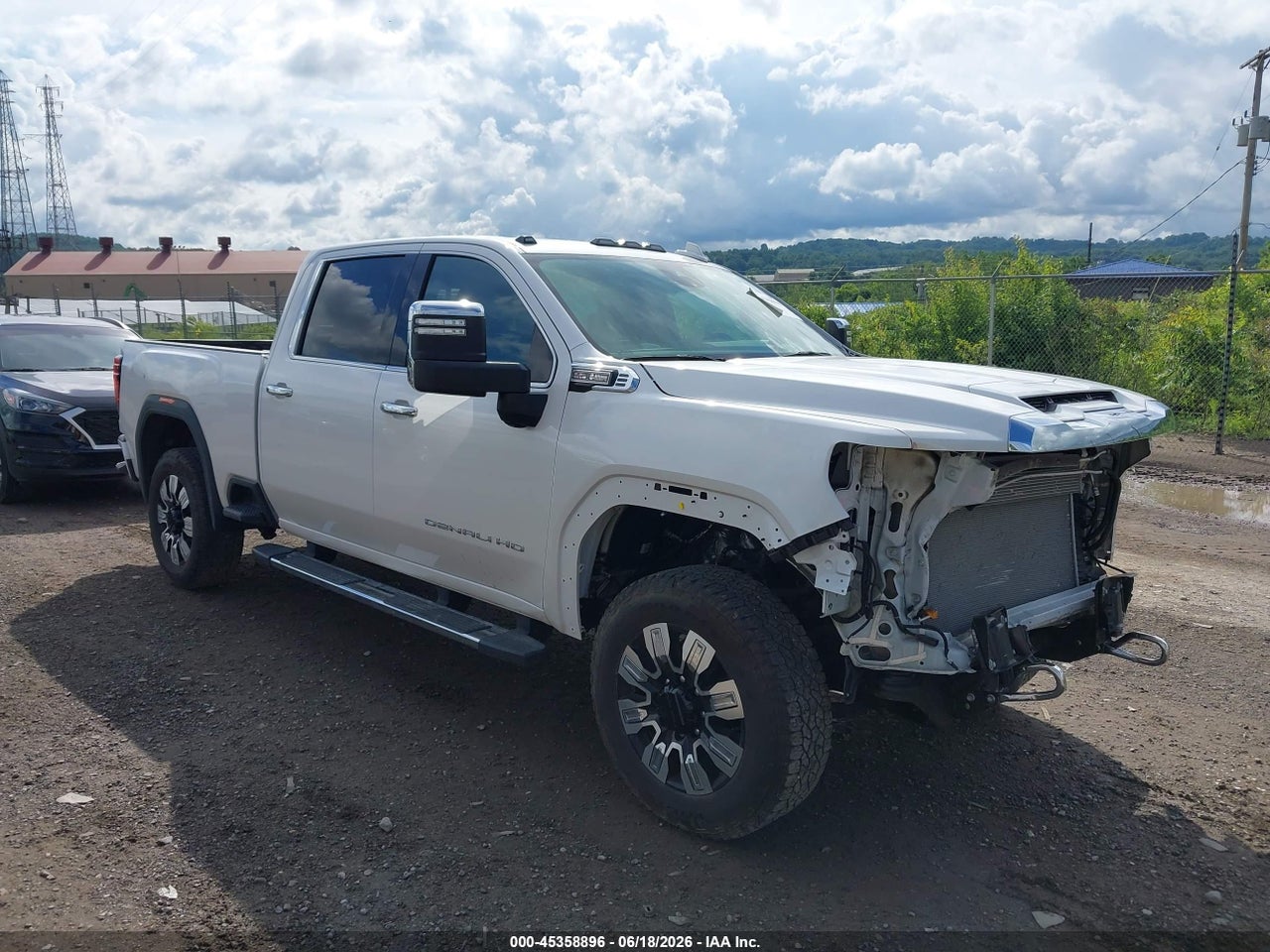 1GT4URE77SF****** · 2025 GMC SIERRA 2500HD 4WD  STANDARD BED DENALI