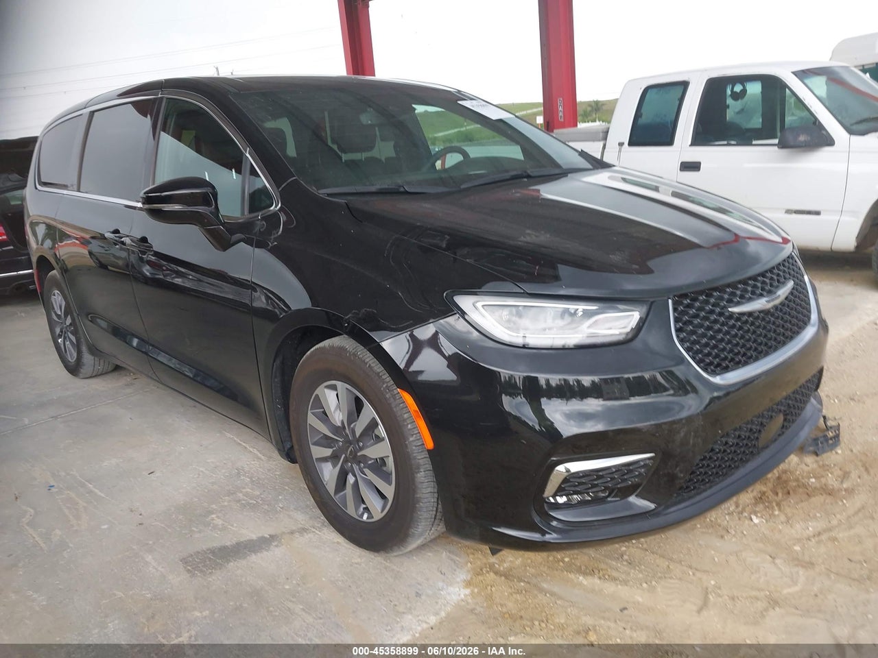 2C4RC1S77SR****** · 2025 CHRYSLER PACIFICA HYBRID SELECT