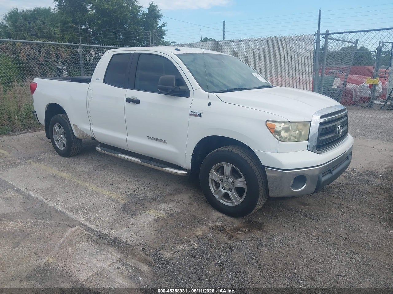5TFRY5F19DX****** · 2013 TOYOTA TUNDRA GRADE 5.7L V8