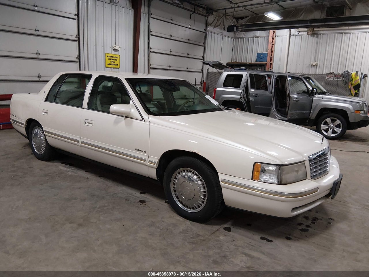 1G6KE54Y2XU****** · 1999 CADILLAC DEVILLE D'ELEGANCE