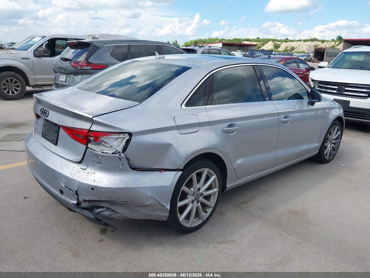 2015 AUDI A3 2.0 TDI PREMIUM · 4/11