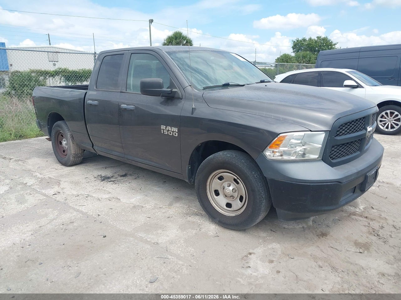 1C6RR6FG5HS****** · 2017 RAM 1500 TRADESMAN  4X2 6'4 BOX