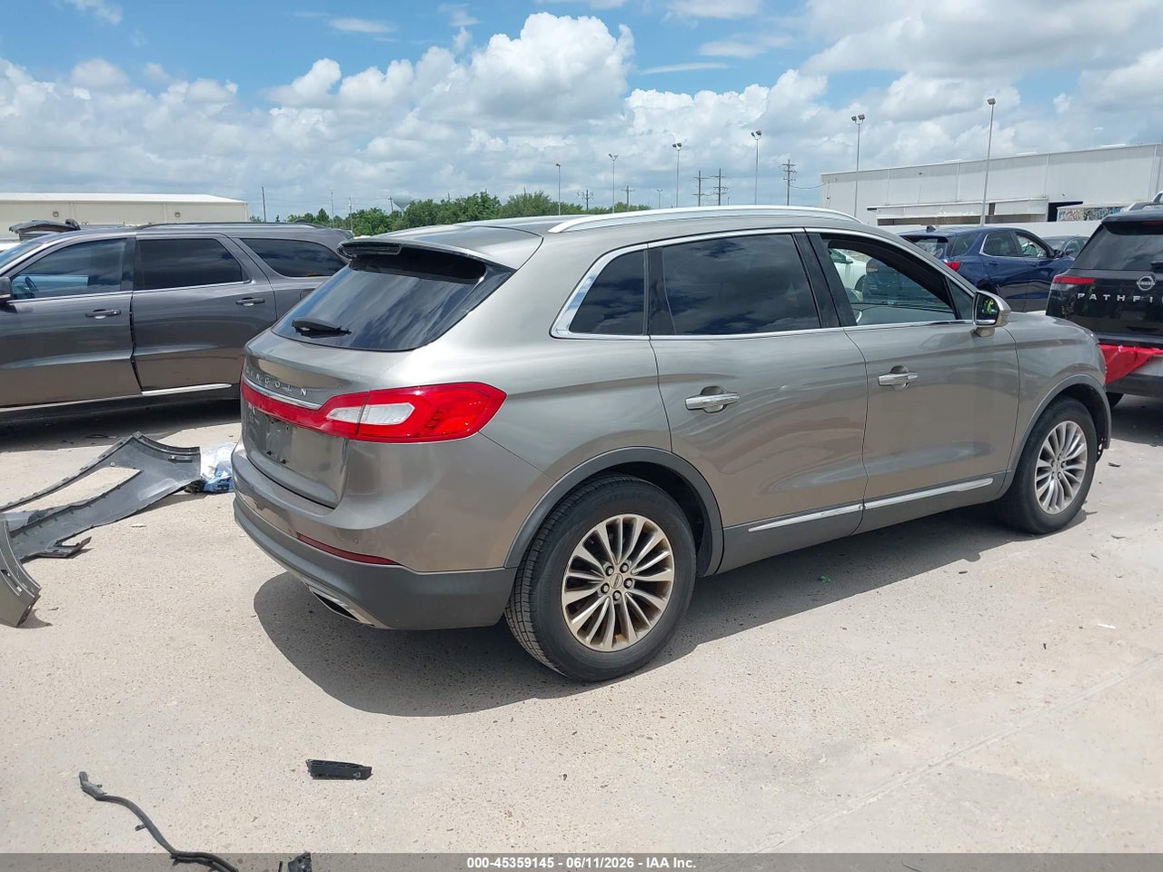 2016 LINCOLN MKX SELECT · 4/11