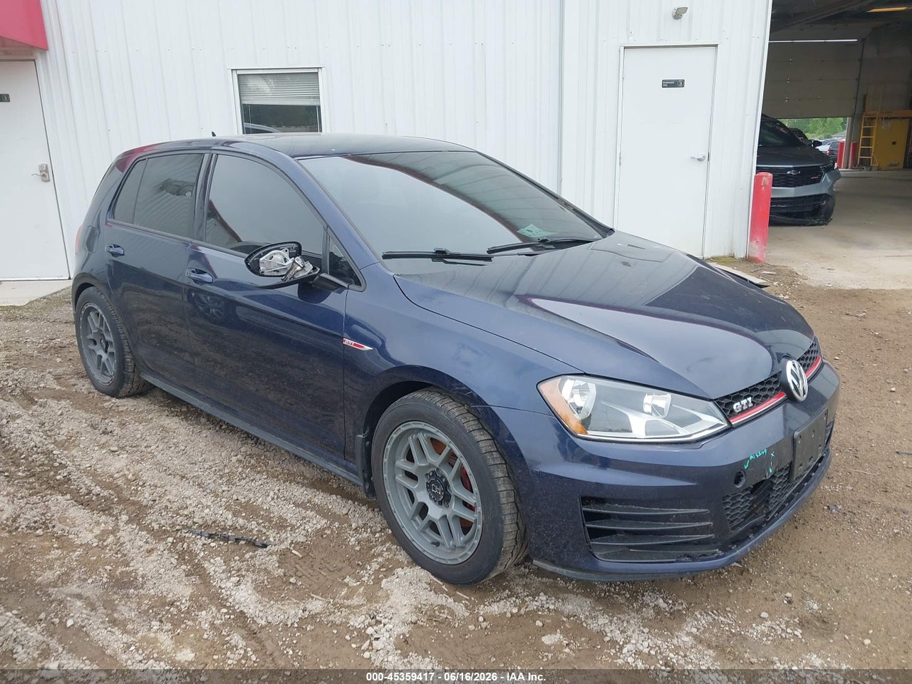 3VW5T7AU7GM****** · 2016 VOLKSWAGEN GOLF GTI S 4-DOOR