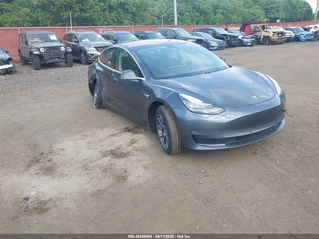 5YJ3E1EA7JF****** · 2018 TESLA MODEL 3 LONG RANGE/MID RANGE