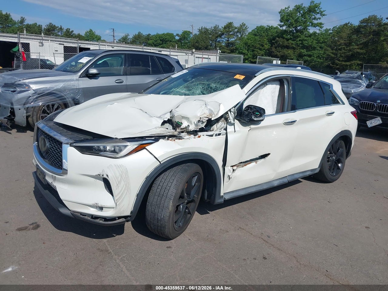 2019 INFINITI QX50 ESSENTIAL · 2/10
