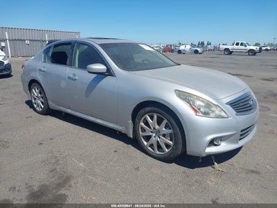 JN1CV6AP3DM****** · 2013 INFINITI G37 JOURNEY