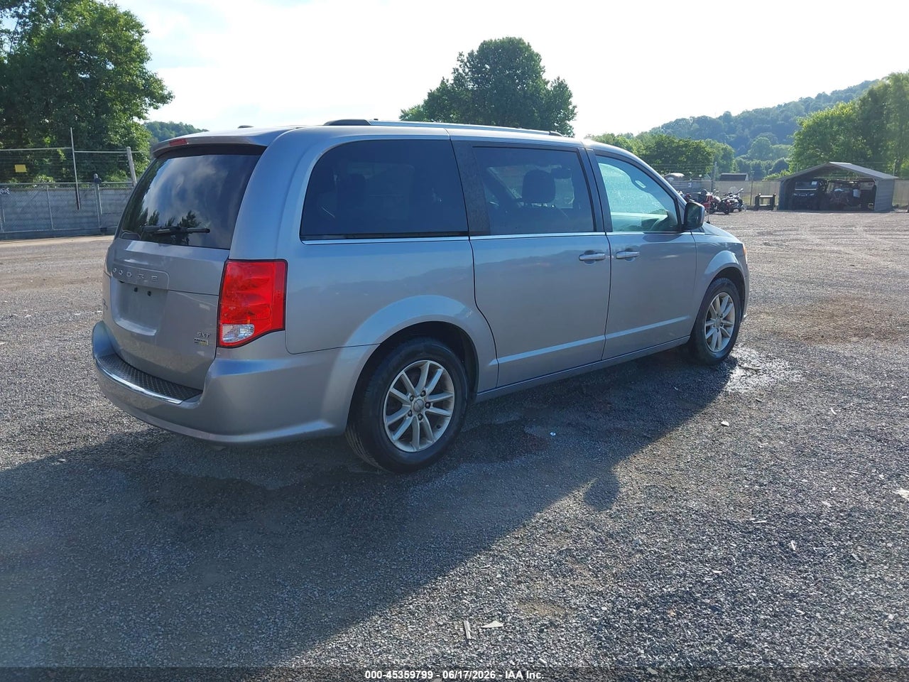 2019 DODGE GRAND CARAVAN SXT · 4/11