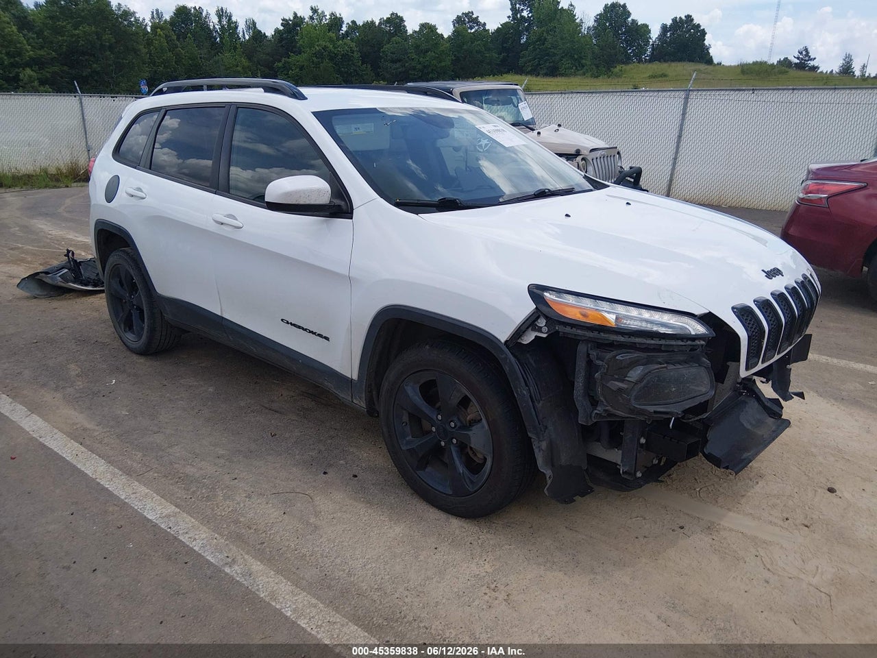 1C4PJLCB5JD****** · 2018 JEEP CHEROKEE LATITUDE FWD
