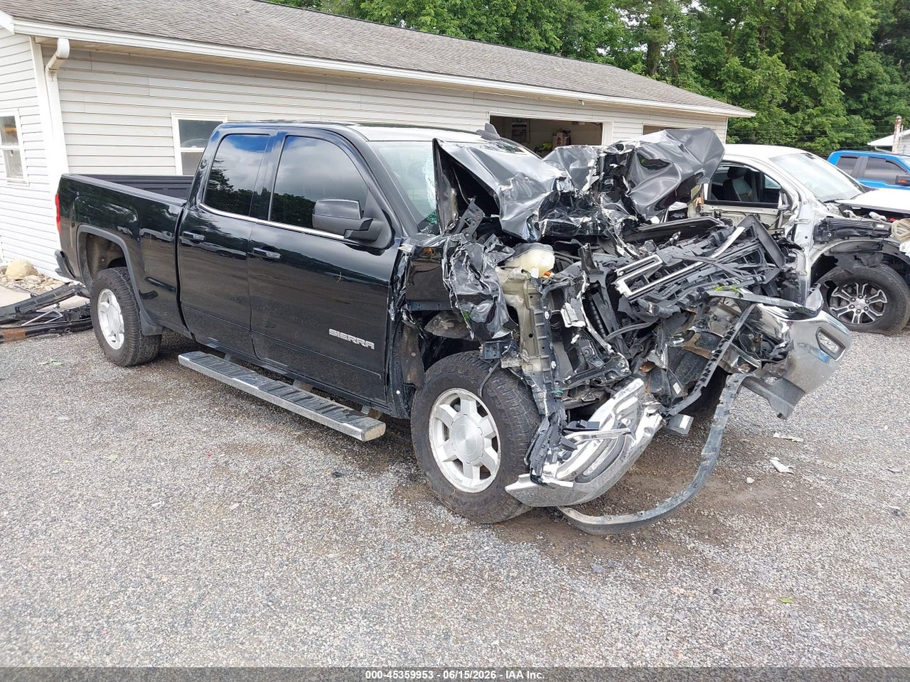 1GTV2MEC7JZ****** · 2018 GMC SIERRA 1500 SLE