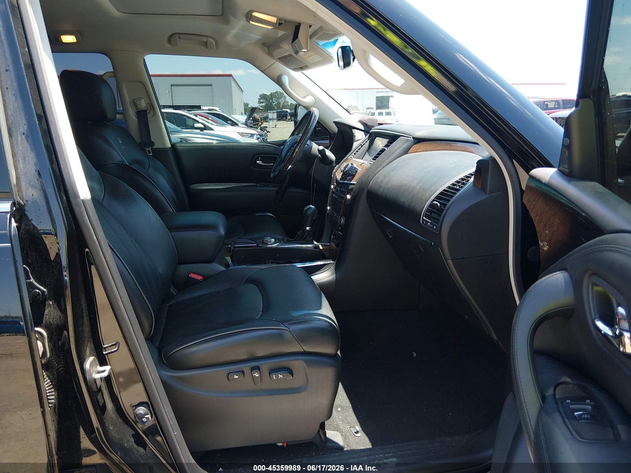 2014 INFINITI QX80 · 5/11