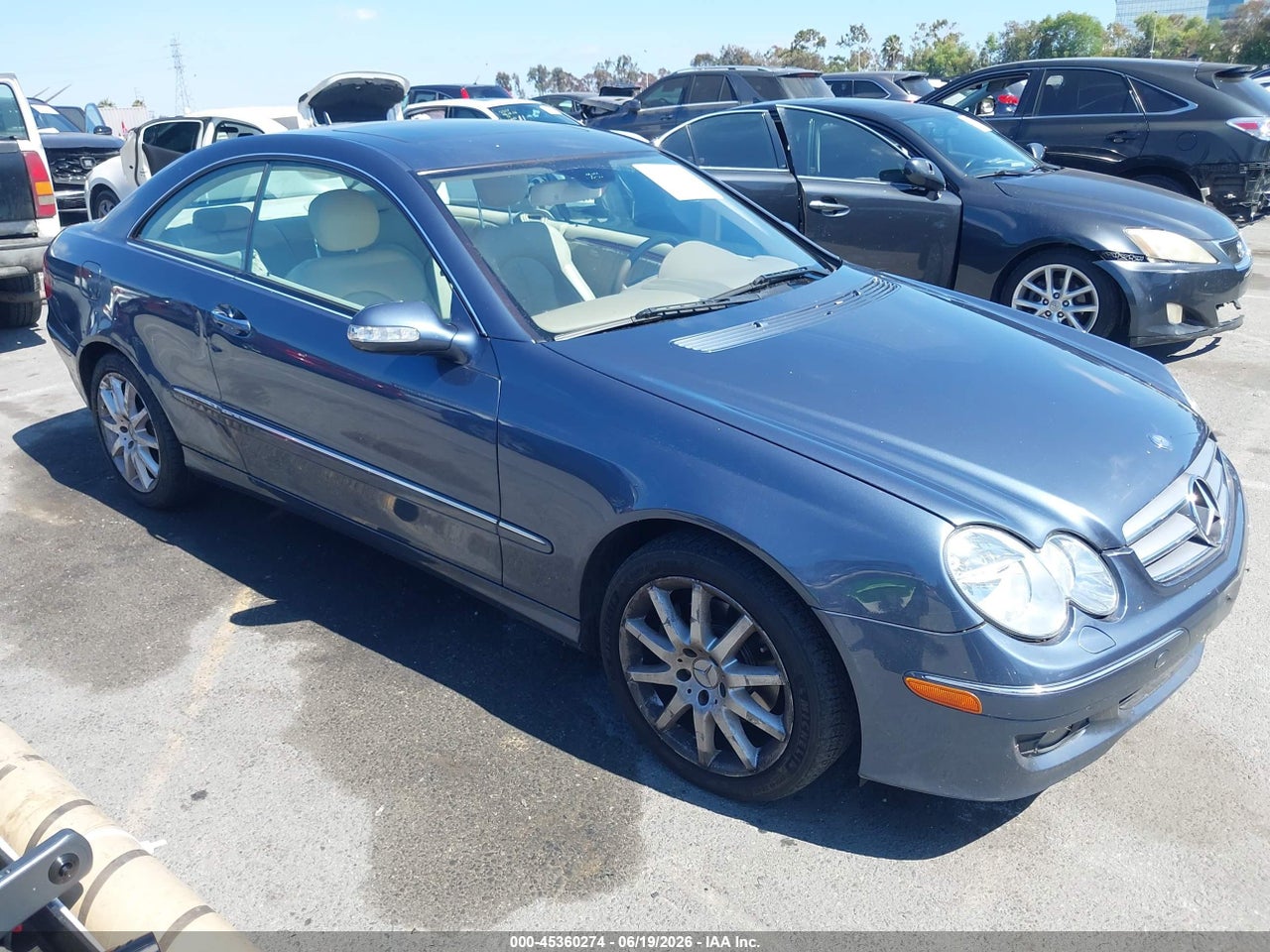 WDBTJ56H27F****** · 2007 MERCEDES-BENZ CLK 350
