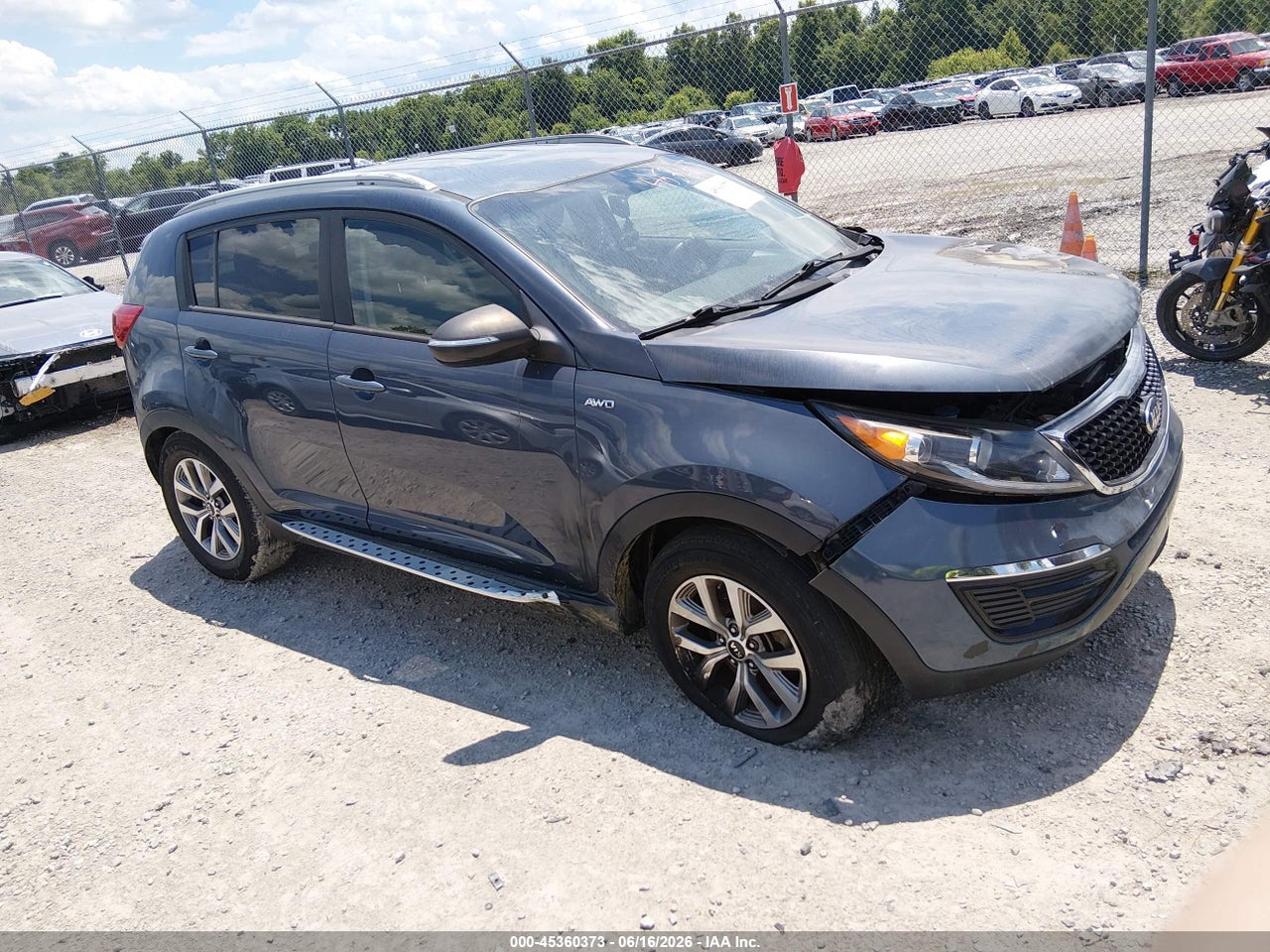 KNDPBCACXG7****** · 2016 KIA SPORTAGE LX