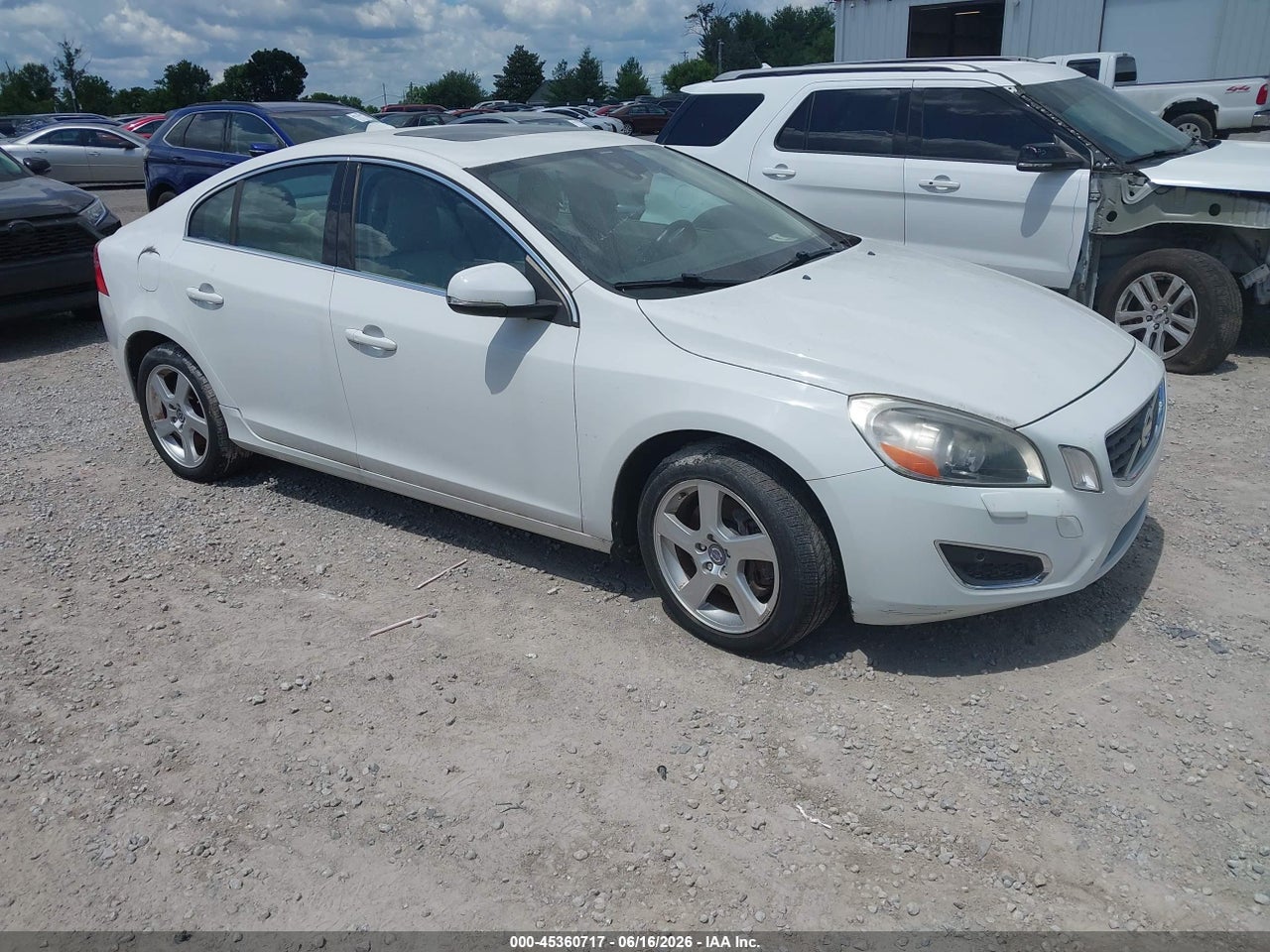 YV1612FH9D2****** · 2013 VOLVO S60 T5/T5 PLATINUM/T5 PREMIER/T5 PREMIER PLUS