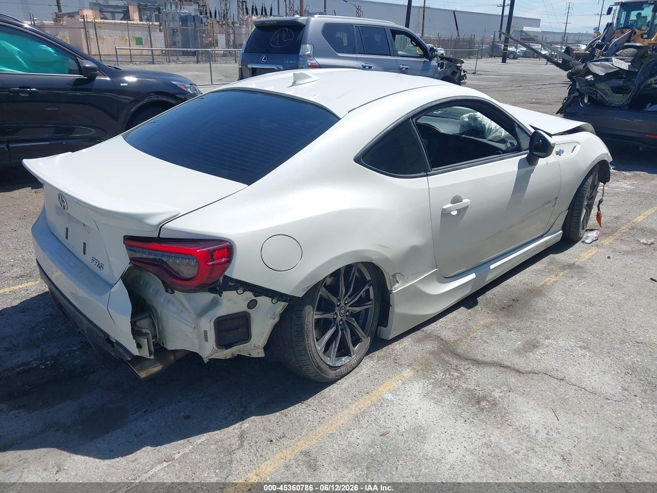 2015 SCION FR-S   · 4/11