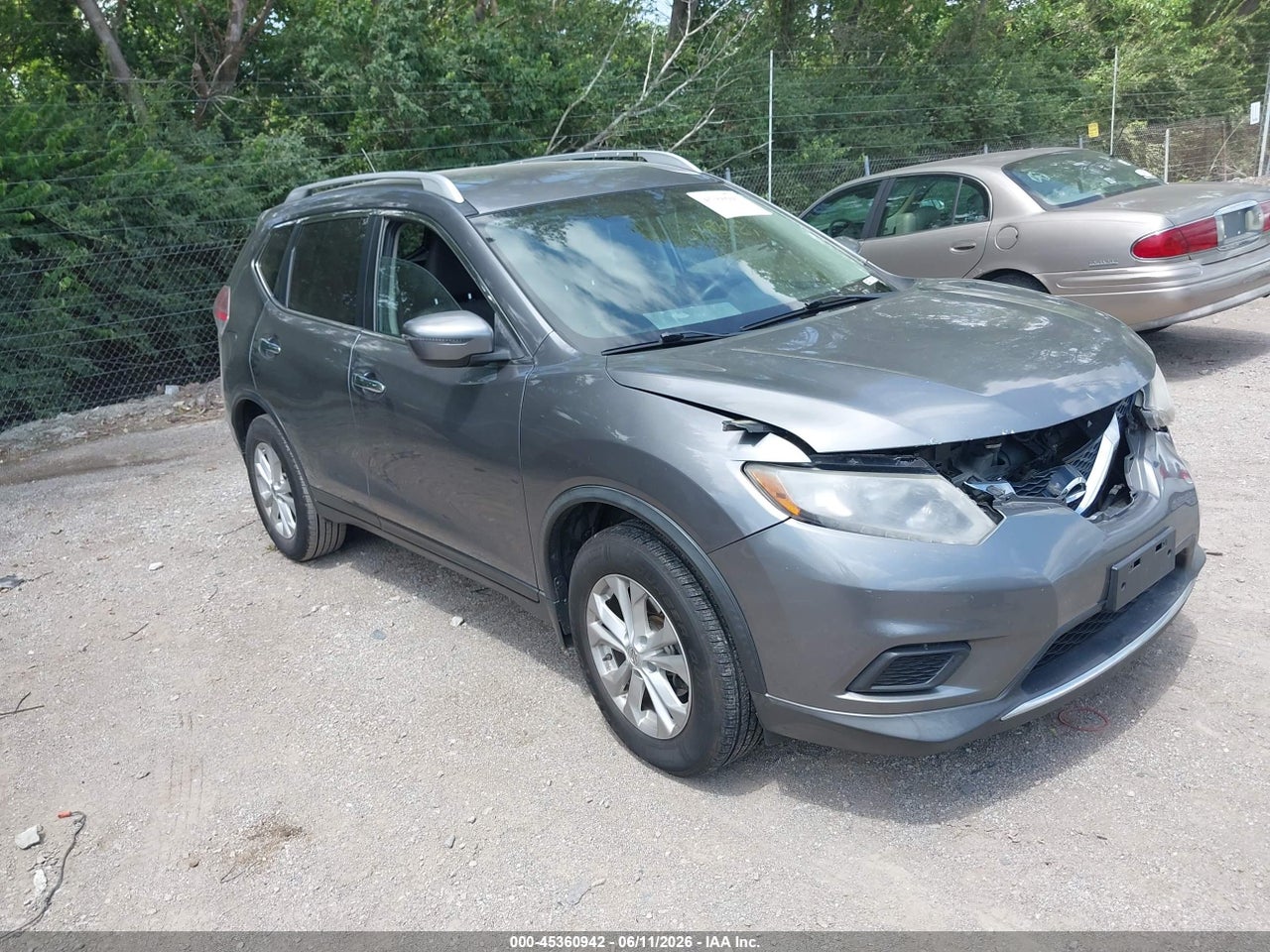 KNMAT2MVXGP****** · 2016 NISSAN ROGUE SV