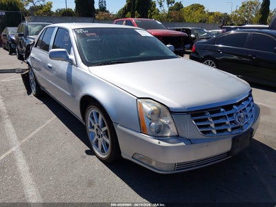 1G6KA5EY7AU****** · 2010 CADILLAC DTS STANDARD