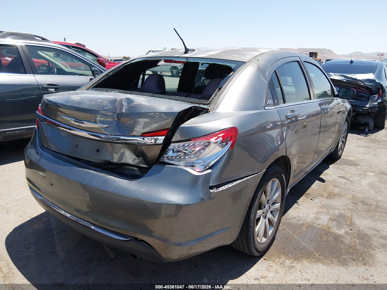 2013 CHRYSLER 200 TOURING · 4/11