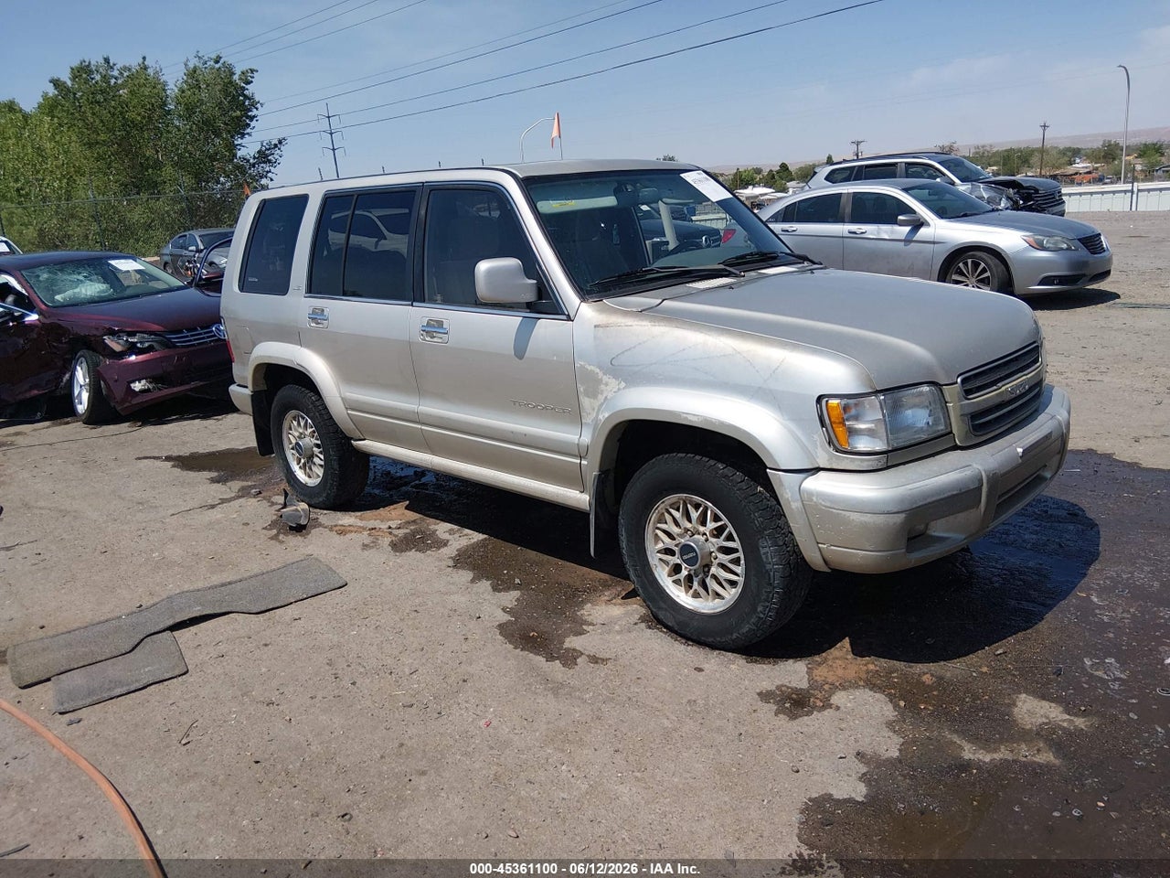JACDJ58X017****** · 2001 ISUZU TROOPER LIMITED/LS/S