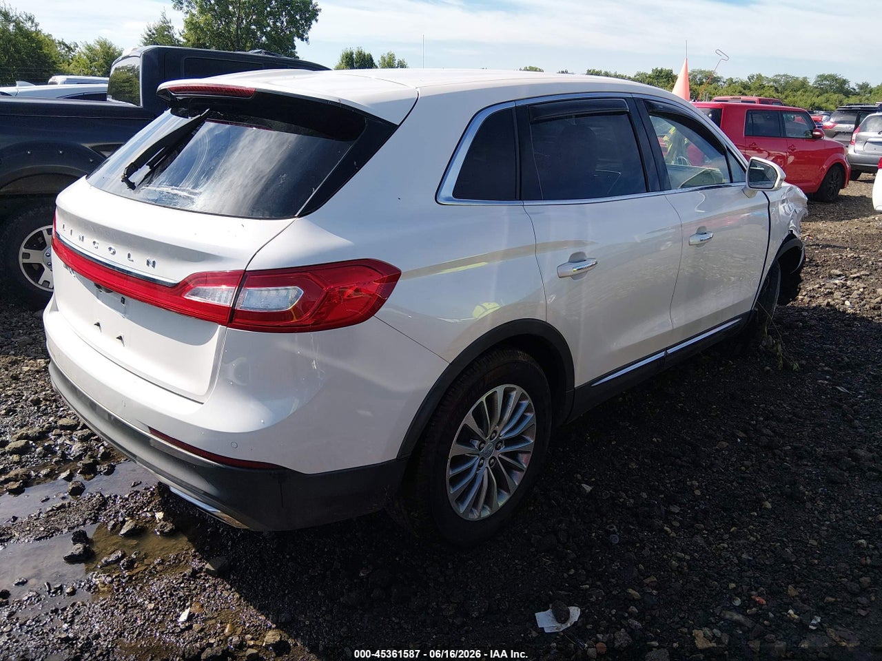2017 LINCOLN MKX SELECT · 4/11